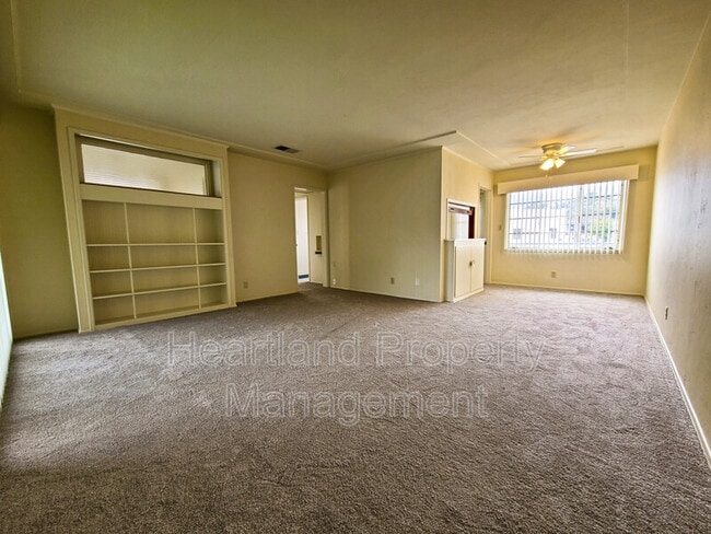 Photo - 5123 Wilson St