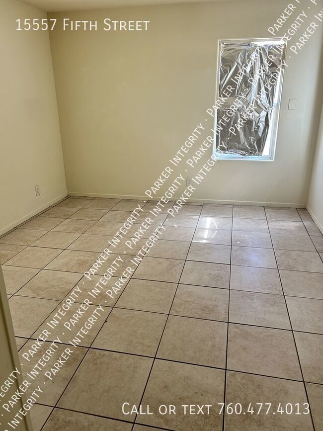 Photo - 15557 Fifth Street-