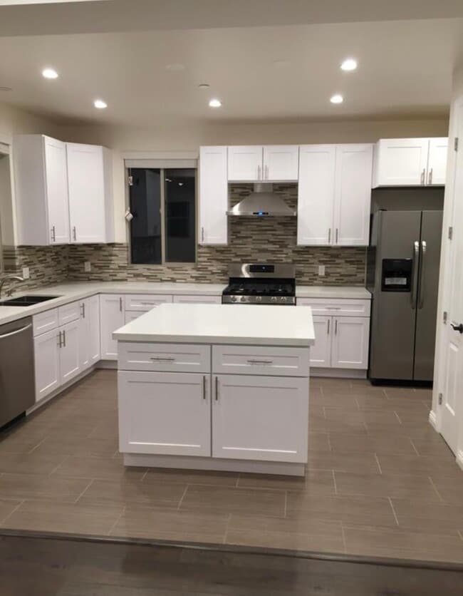 Photo - 541 Indiana St Townhome