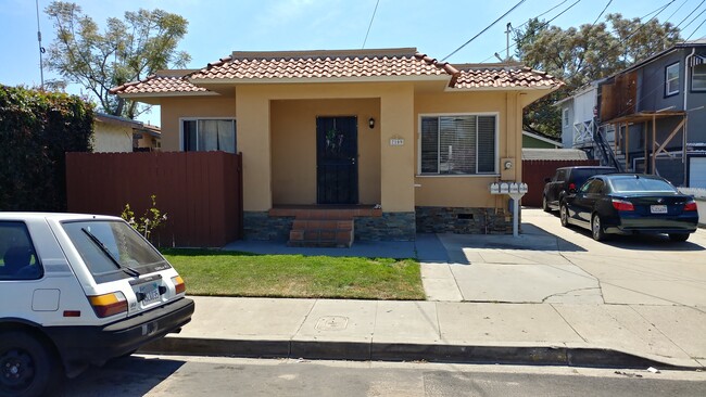 Building Photo - 7109 Amherst Street Unit Front