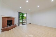 Photo - 10229 Variel Ave Townhome