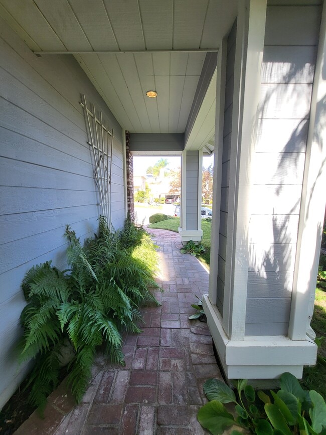 Photo - 21714 Agajanian Ln