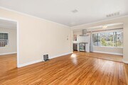 Photo - Charming 1 Bed / 1 Bath Detached Townhome Unit in P...