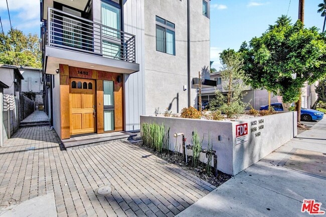 Photo - 1458 Butler Ave