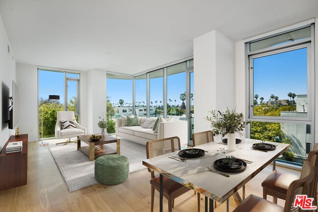 Building Photo - 8500 Burton Wy Unit 804