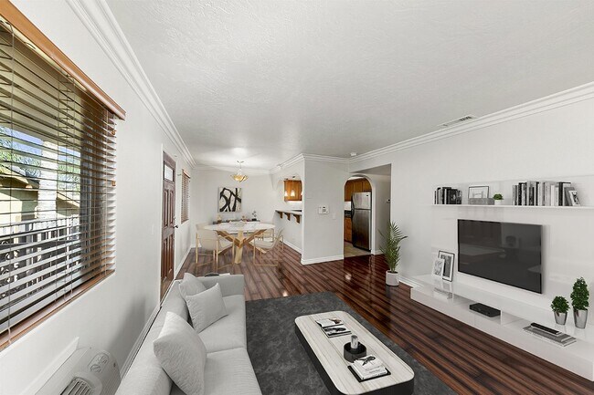 Photo - "Charming 2-Bed, 2-Bath in Heart of San Diego – 820 Sq Ft of Modern Living!" Unit 206