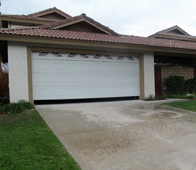 Photo - 15916 Rosehaven Ln Townhome