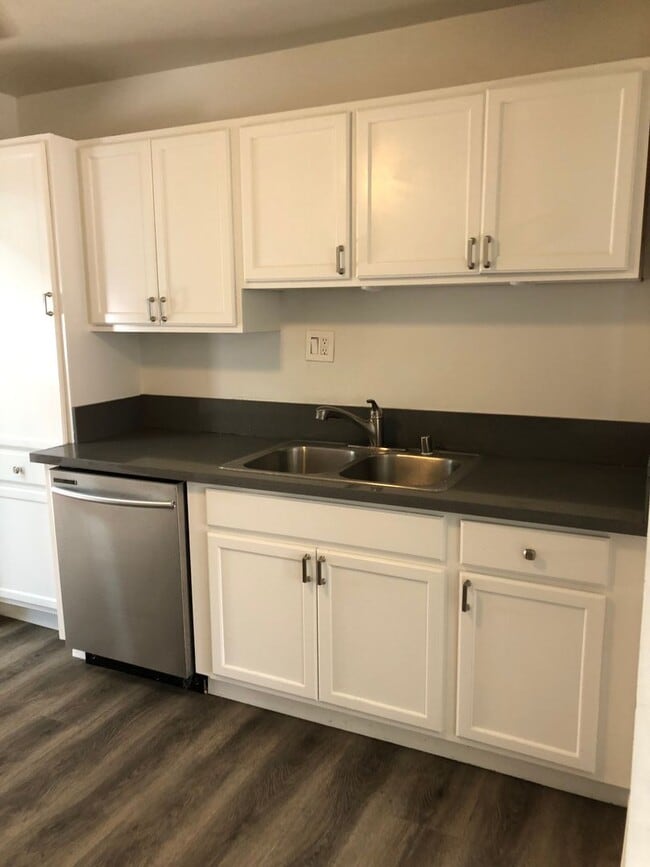 Photo - *10th Street Unit 568 10th Street