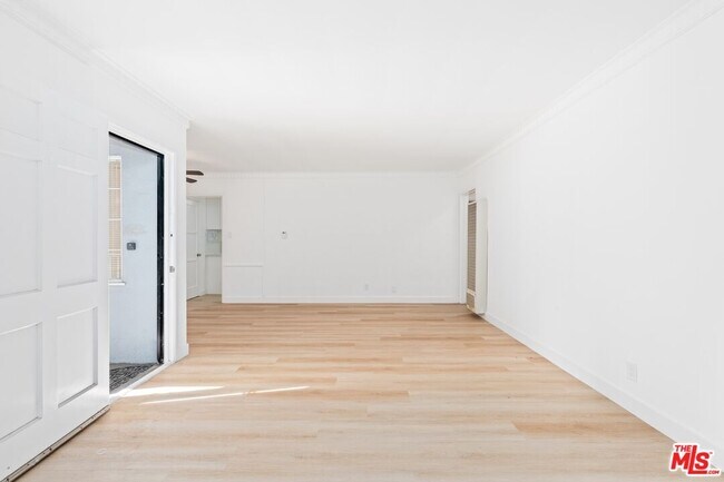 Photo - 1756 Malcolm Ave Unit 3