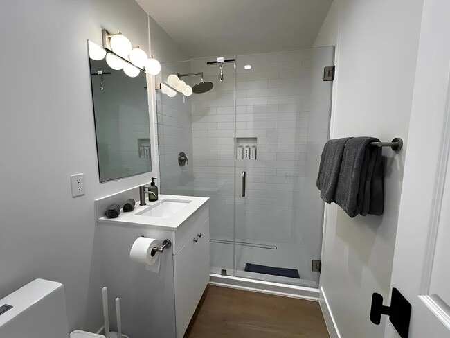 Photo - 619 Milwood Ave Unit A