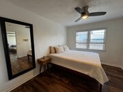 Photo - 1 Bedroom 1 Bath Remodeled House for Rent ...