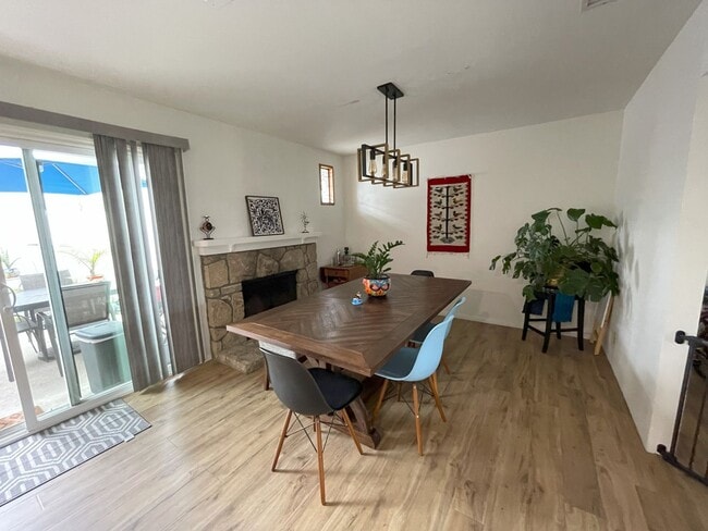 MOVE IN SPECIAL! Move in before August 1, ... - MOVE IN SPECIAL! Move in before August 1, ... Townhome