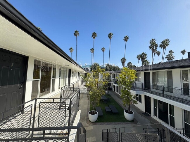 Photo - 1138 9th St Unit J