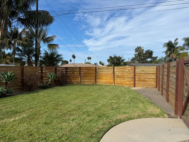 Photo - 1115 Balour Dr