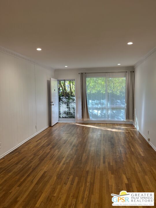 Photo - 1416 S Hayworth Ave Unit 4