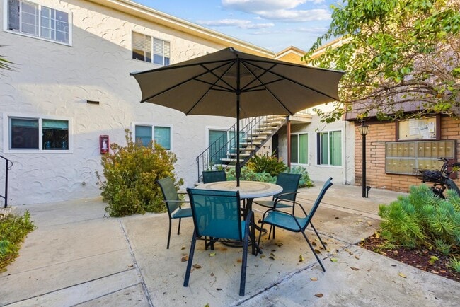 Photo - 4262 Wilson Ave