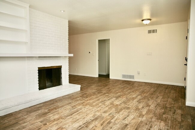 Photo - Single level newly remolded Large back yard