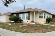 Photo - 1303 W 146th St House