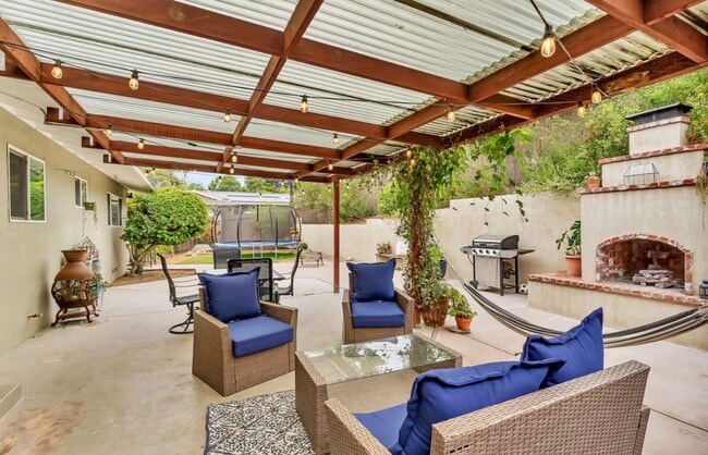 Photo - 9235 Camino Paz Ln