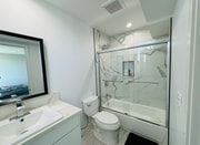 Photo - 1301 N Kingsley Dr Unit 1