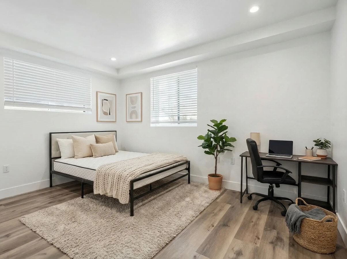 Photo - 1419 W 35th St Unit Private Room at 1419 W 35th St