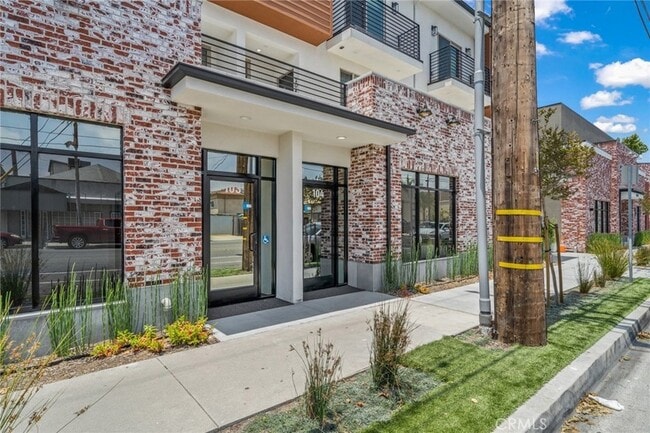 Building Photo - 24809 Narbonne Ave Rental
