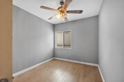 Photo - 1633 W 37th St House