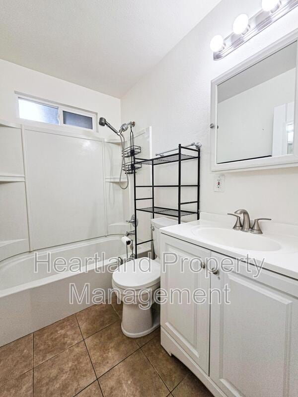 Photo - 3298 Luna Ave