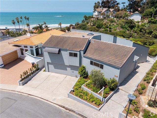 Building Photo - 504 Avenida La Costa Rental