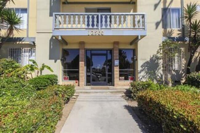 Culver Apartments - Culver Apartments