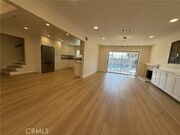 Photo - 906 Majella Ave