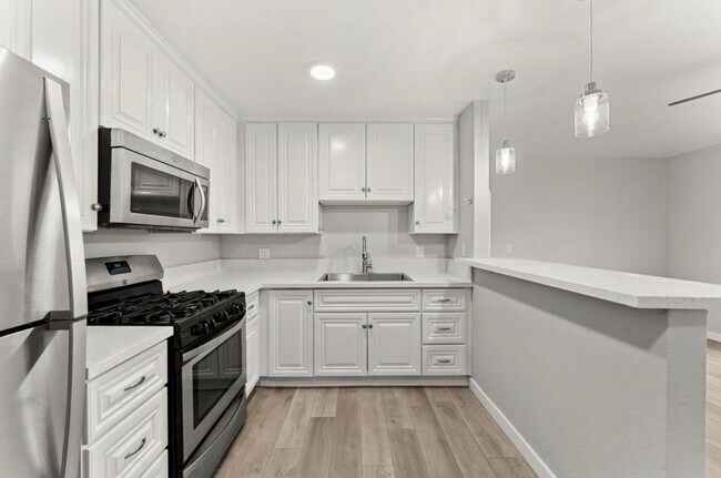 Photo - 320 Willie James Jones Ave