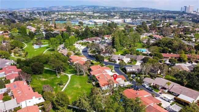 Photo - 406 Carlotta