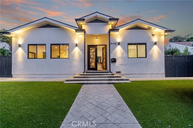 Building Photo - 19148 W Oxnard St