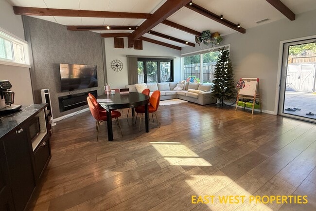 Photo - 4337 Coolidge Ave