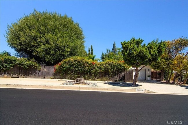 Photo - 20459 Tiara St
