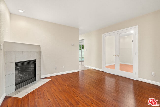 Photo - 9155 Cedros Ave Unit 1