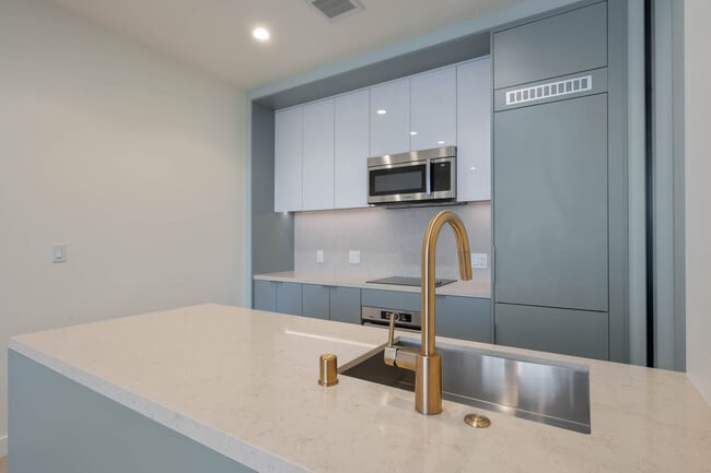 Photo - 6401 Wilshire Blvd Unit 1102