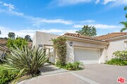 Photo - 602 Palisades Dr Townhome