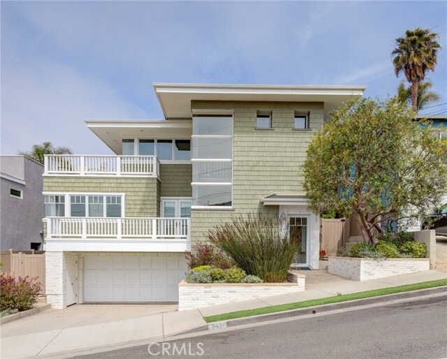 Photo - 917 3rd St House