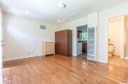 Photo - 359 W Garfield Ave Apartments Unit A