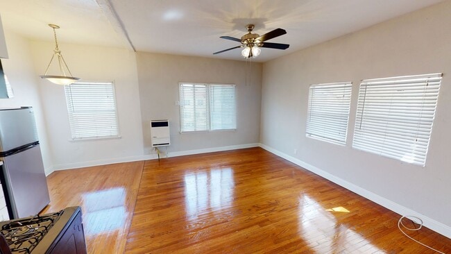 Photo - Budlong Apartments...Newly Renovated One B... Unit 2410 A