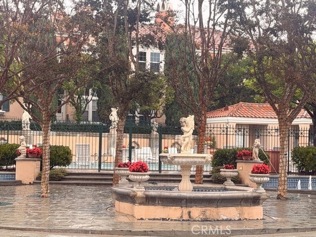 Building Photo - 11 Crivelli Aisle