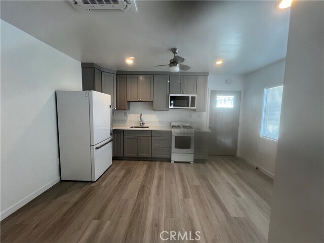 Photo - 2706 Thornton Ave