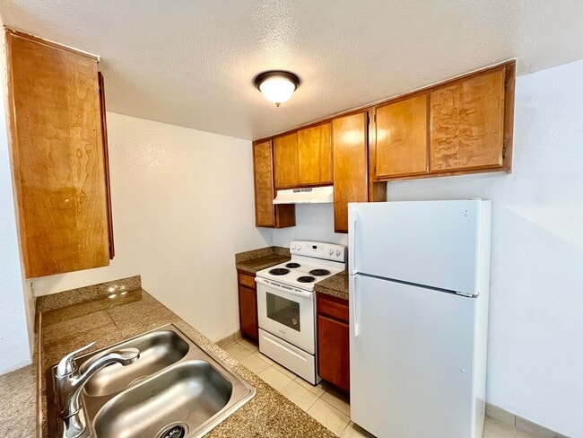 Photo - 3917 Spring Dr Unit 05