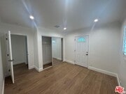 Photo - 6542 Zelzah Ave