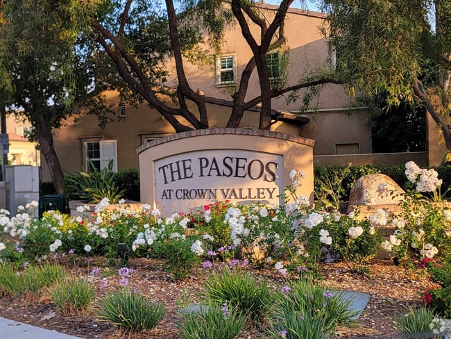 Building Photo - 31757 Paseo Peonia Rental