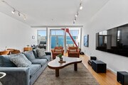 Bridght and airly - 615 Hampton Dr Unit A107