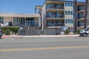 1021 Scott St - Yacht Club Condominiums