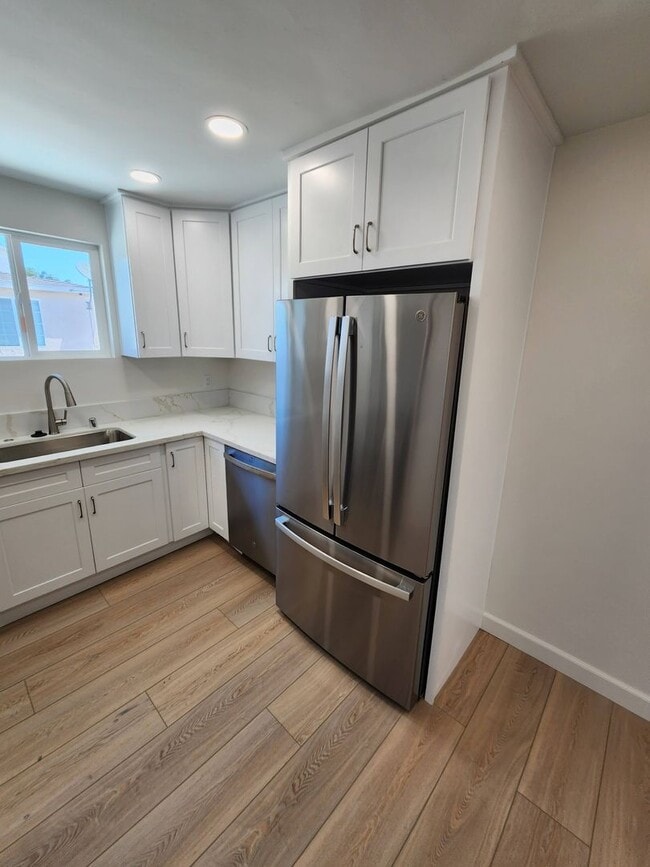 Photo - 1531 Burton St Unit 1531